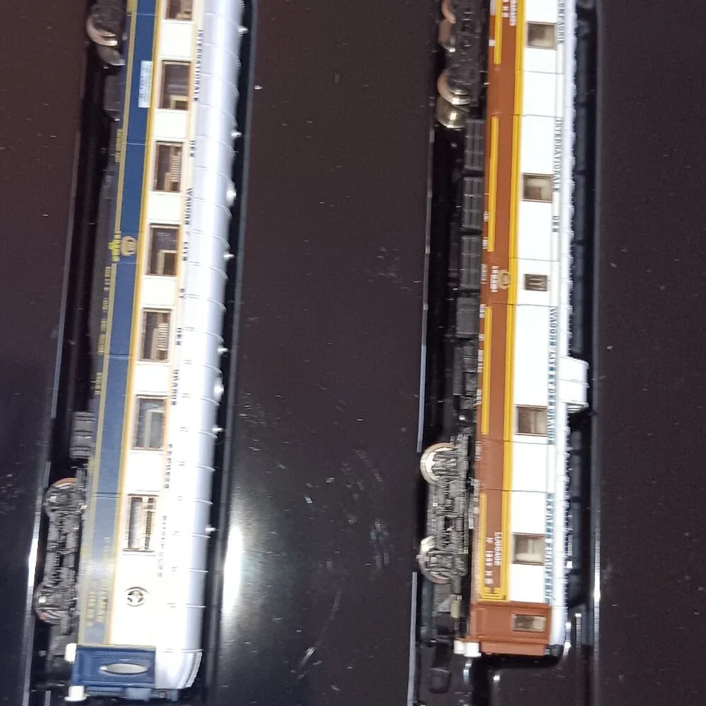 Train Set - Picture 4 of 4